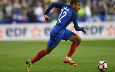 101博体育焦点-卢卡斯兄弟国家队训练趣事